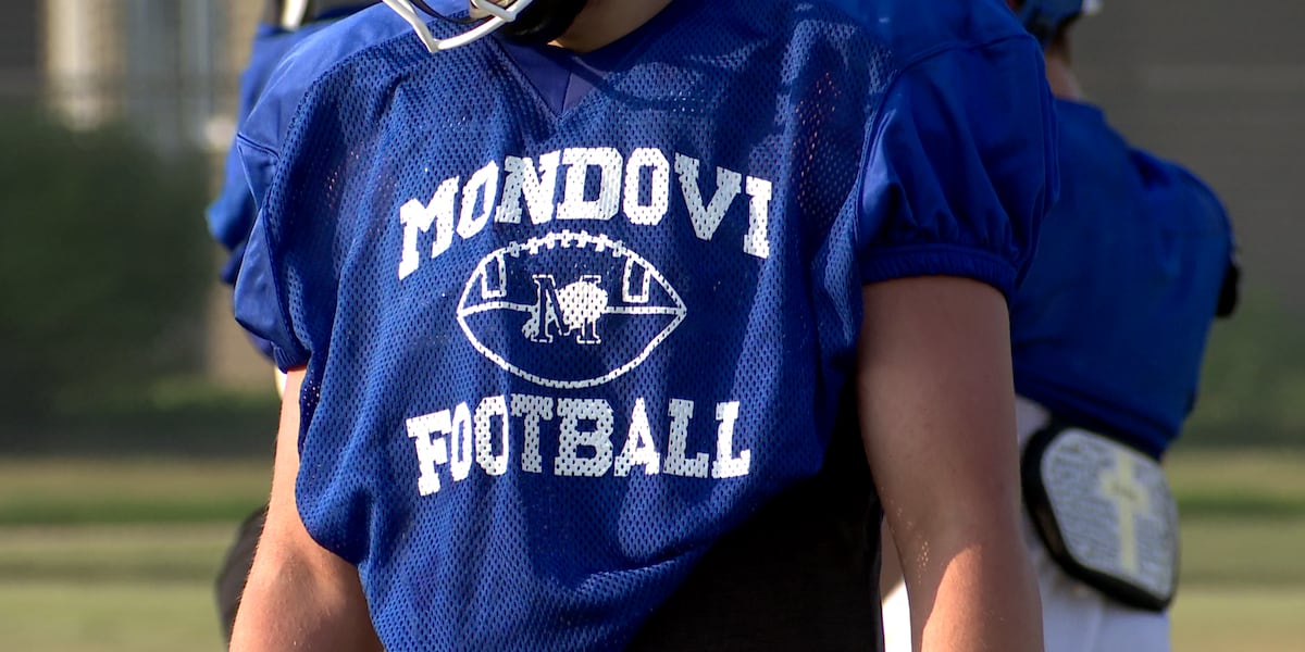 SportScene 13: Football camps at Mondovi & McDonell