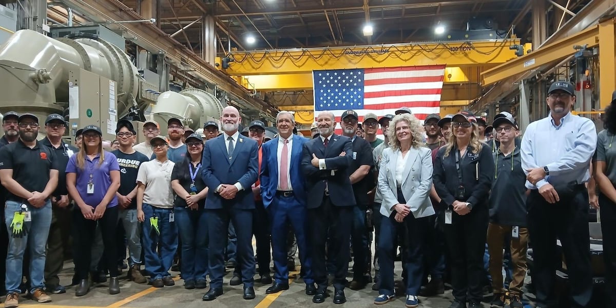 Van Orden and US Secretary of Commerce Howard Lutnick visit Trane Technologies