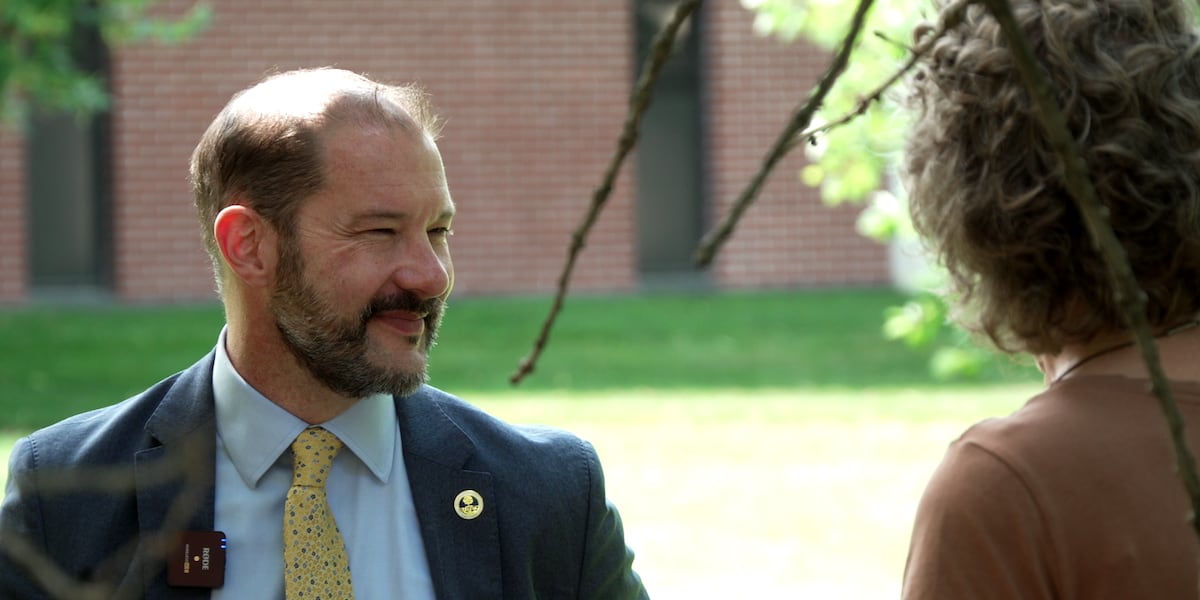 Edwin Martini begins his role as UWEC Chancellor