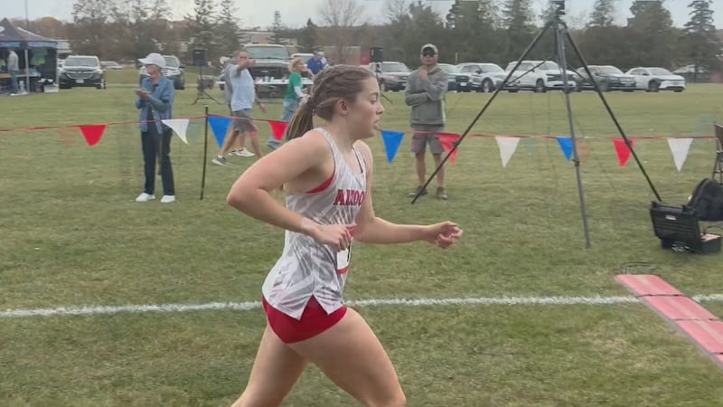 Altoona's Abbie Hoage booked a return trip to the WIAA Cross Country Championships Friday