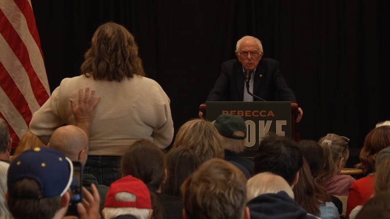 Bernie Sanders at UW-Eau Claire speaking in support of Rebecca Cooke